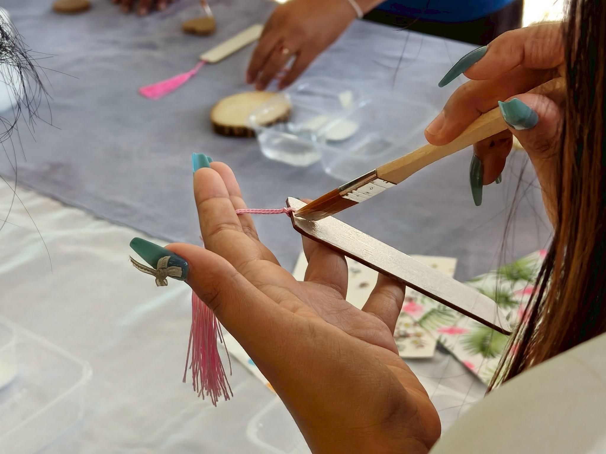 58. อบรมเชิงปฏิบัติการการทำแมกเนทติดตู้เย็นจากผ้ามัดย้อม