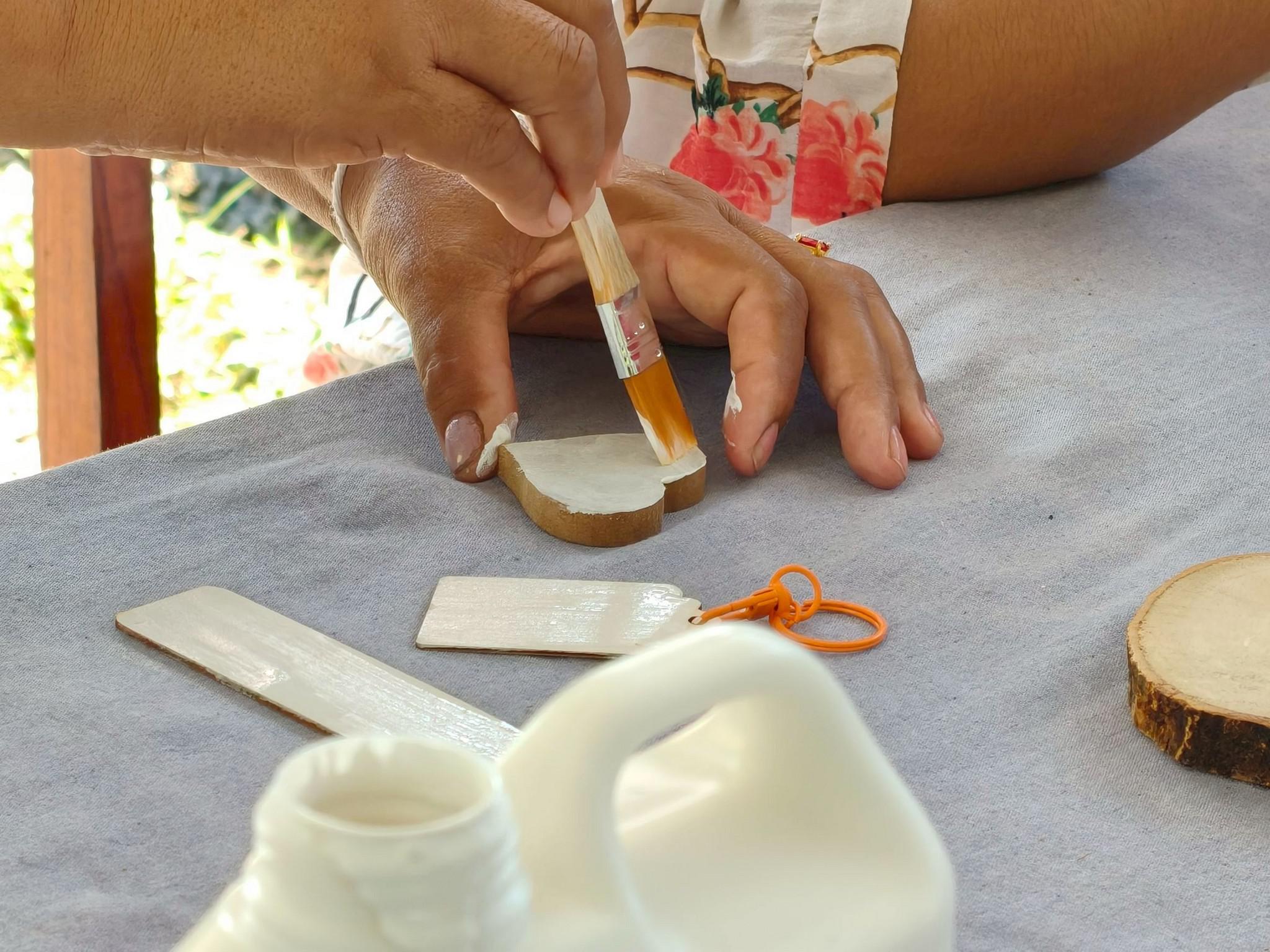 60. อบรมเชิงปฏิบัติการการทำแมกเนทติดตู้เย็นจากผ้ามัดย้อม