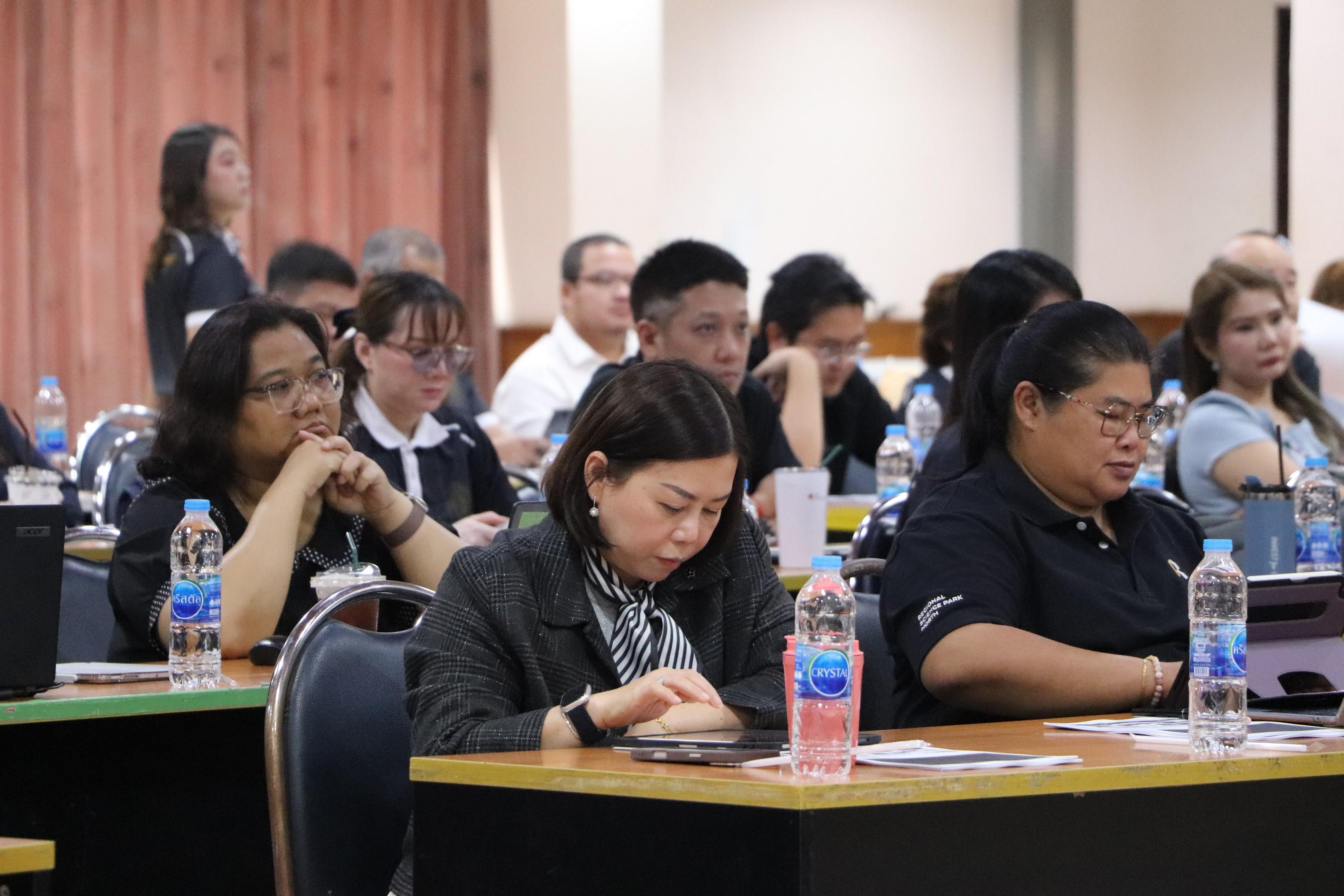 24. อบรมเชิงปฏิบัติการ “การพัฒนานักจัดการเชิงพื้นที่ Area-based Development Manager (ADM) วันที่ 8 เมษายน 2569