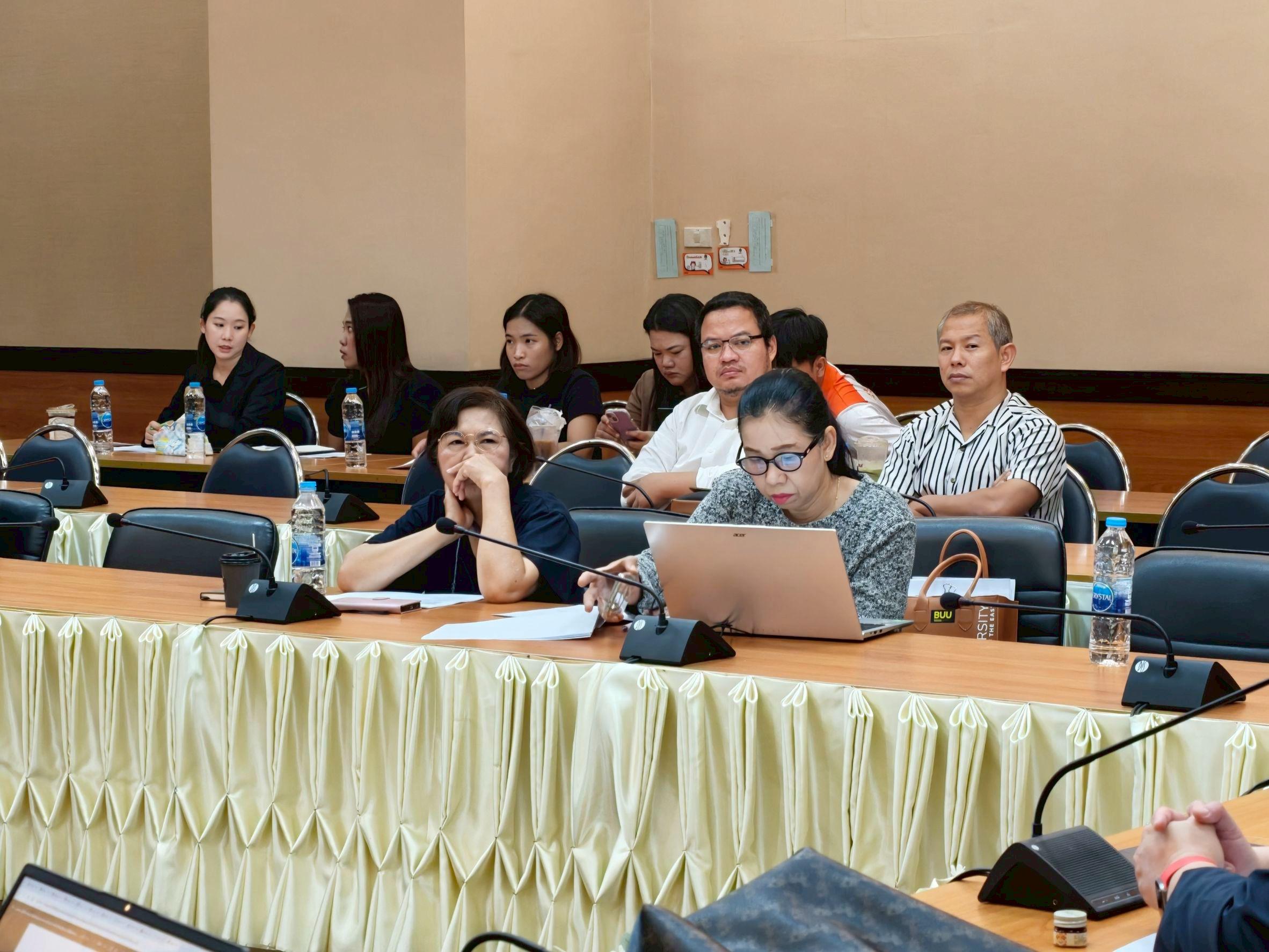 16. KPRU เดินหน้าขับเคลื่อนพันธกิจ ปั้น “นักจัดการการพัฒนาเชิงพื้นที่ (ADM)" รุ่น 1 ดัน 8 เสาหลัก พลิกโฉมชุมชนอย่างยั่งยืน วันที่ 26 พฤษภาคม 2569 ณ ห้องประชุมดาวเรือง ชั้น 9 อาคารเรียนรวมและอำนวยการ