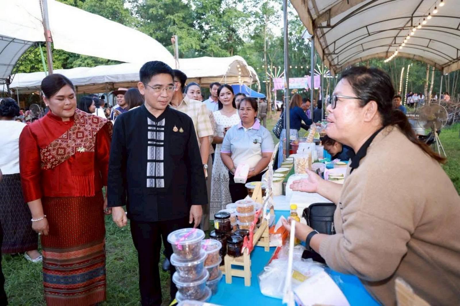 6. งาน “เทศกาลผลไม้ เสน่ห์ท่าพุทรา มหัศจรรย์ผลไม้ ปรึกมะกรูด” เพื่อส่งเสริมเศรษฐกิจฐานรากและการท่องเที่ยวชุมชน วันที่ 29 พฤษภาคม 2569