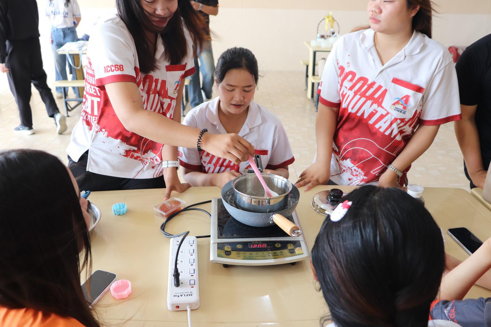 24. กิจกรรม ส่งเสริมอาชีพที่ 2 “KPRU2Career” : อาชีพทำสบู่น้ำผึ้งมะนาว วันที่ 17 กรกฎาคม 2569