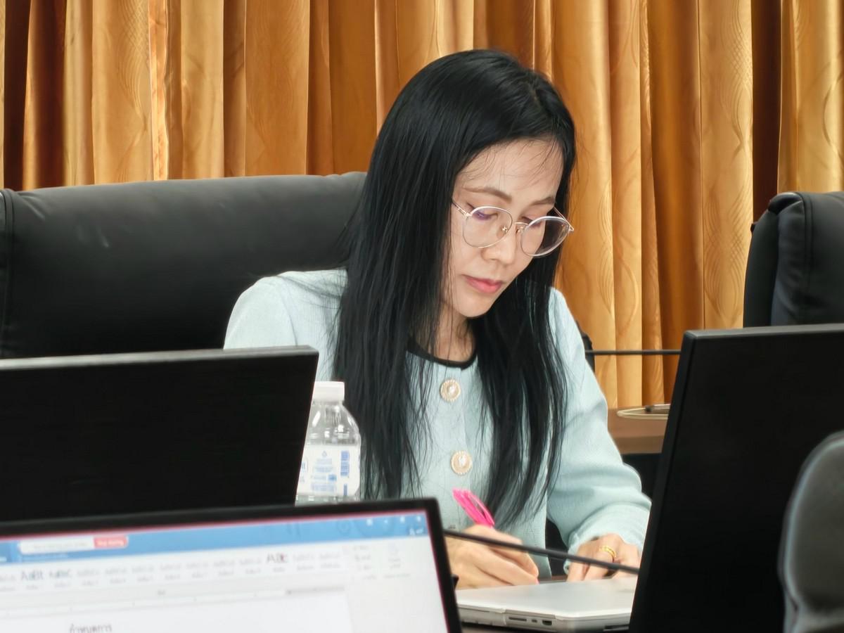 17. ประชุมเตรียมความพร้อมการจัดงานนิทรรศการ "ที่นี่...ท่าพุทรา" วันที่ 3 สิงหาคม 2569 ณ ห้องประชุมรวงผึ้ง มหาวิทยาลัยราชภัฏกำแพงเพชร