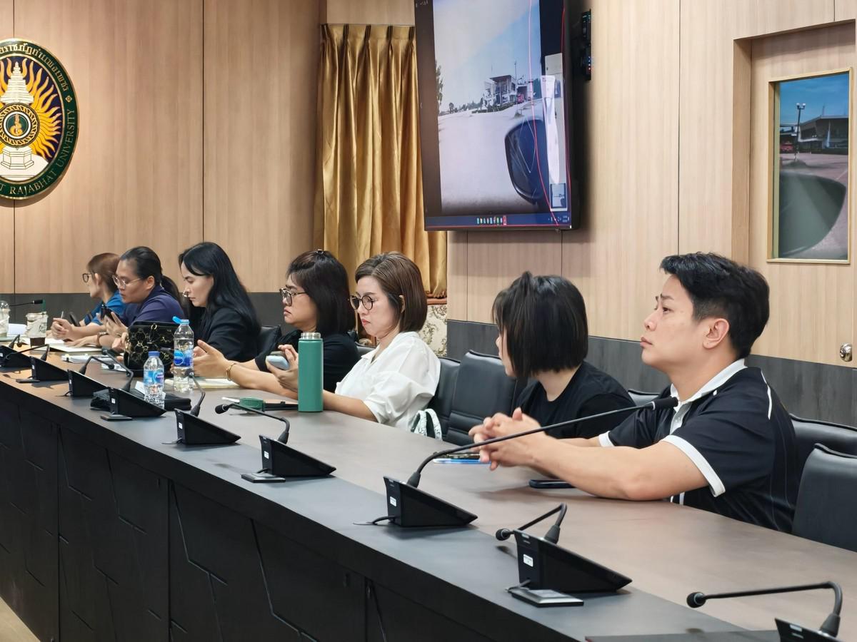 21. ประชุมเตรียมความพร้อมการจัดงานนิทรรศการ "ที่นี่...ท่าพุทรา" วันที่ 3 สิงหาคม 2569 ณ ห้องประชุมรวงผึ้ง มหาวิทยาลัยราชภัฏกำแพงเพชร