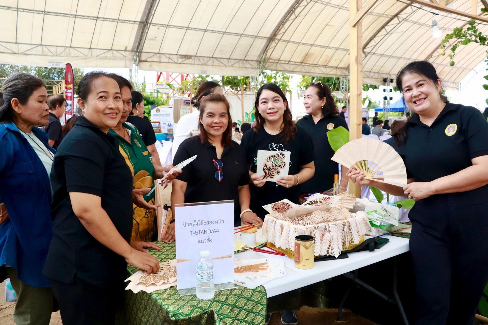 99. จัดงานนิทรรศการ “ที่นี่..ท่าพุทรา” ขับเคลื่อนชุมชนด้วย "ท่าพุทราโมเดล" วันที่ 22 สิงหาคม 2569 ณ หน้าเทศบาลตำบลท่าพุทรา อำเภอคลองขลุง จังหวัดกำแพงเพชร