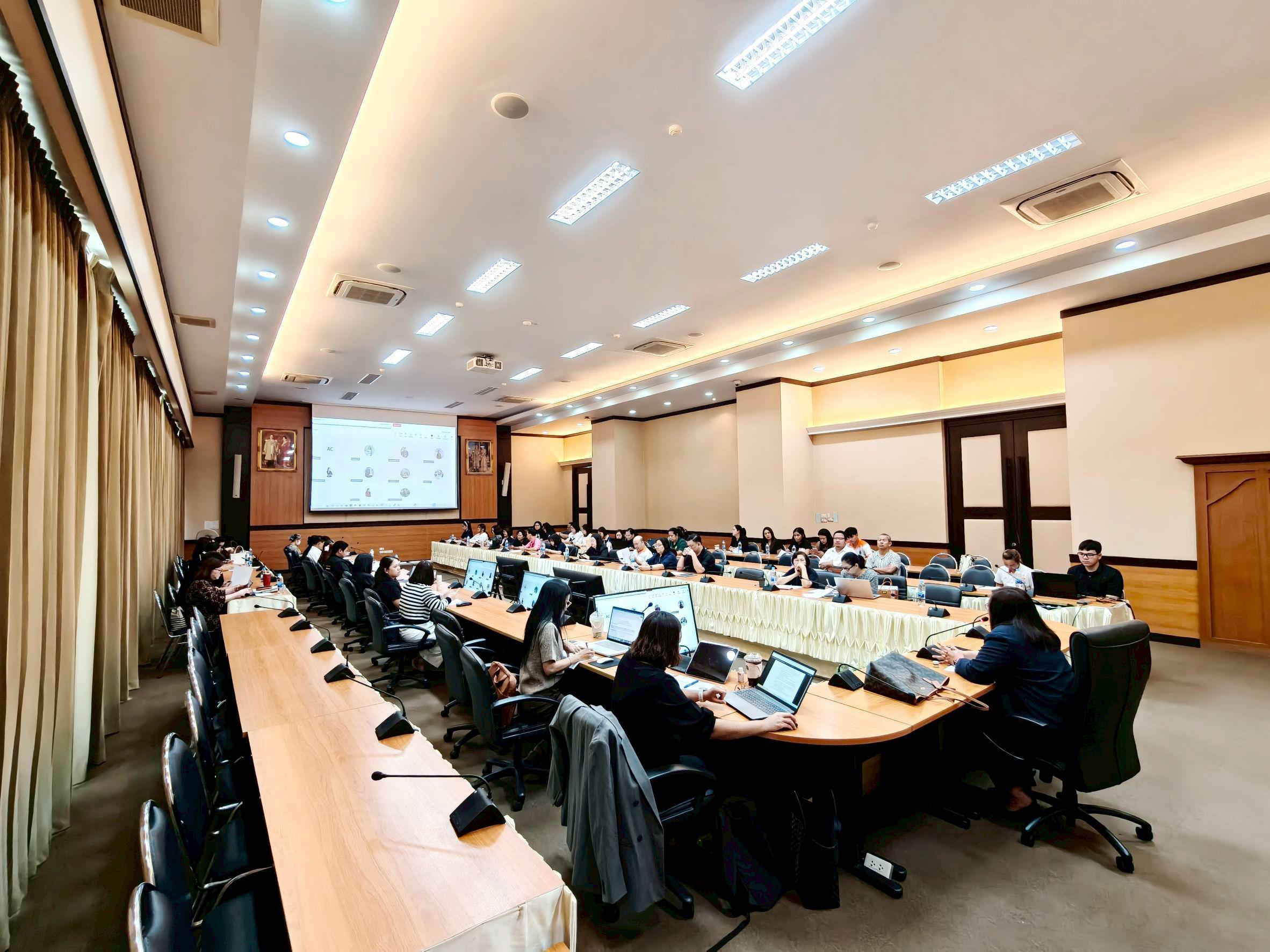 การประชุมเชิงปฏิบัติการ ทบทวนแผนกลยุทธ์ สำนักบริการวิชาการและจัดหารายได้ ประจำปี 2566 - 2570 (ฉบับปรับปรุง 2570) วันที่ 21 พฤษภาคม 2569