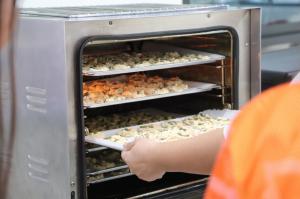 4. โครงการอบรมเชิงปฏิบัติการอาชีพที่ 2 อาชีพทำคุกกี้ข้าวโอ๊ต ณ ศูนย์ LPC วันที่ 24 มกราคม 2569